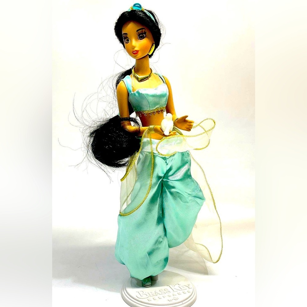 2003-Disney Princess- Jasmine/Alladin Porcelain Doll Brass Key KeepSakes